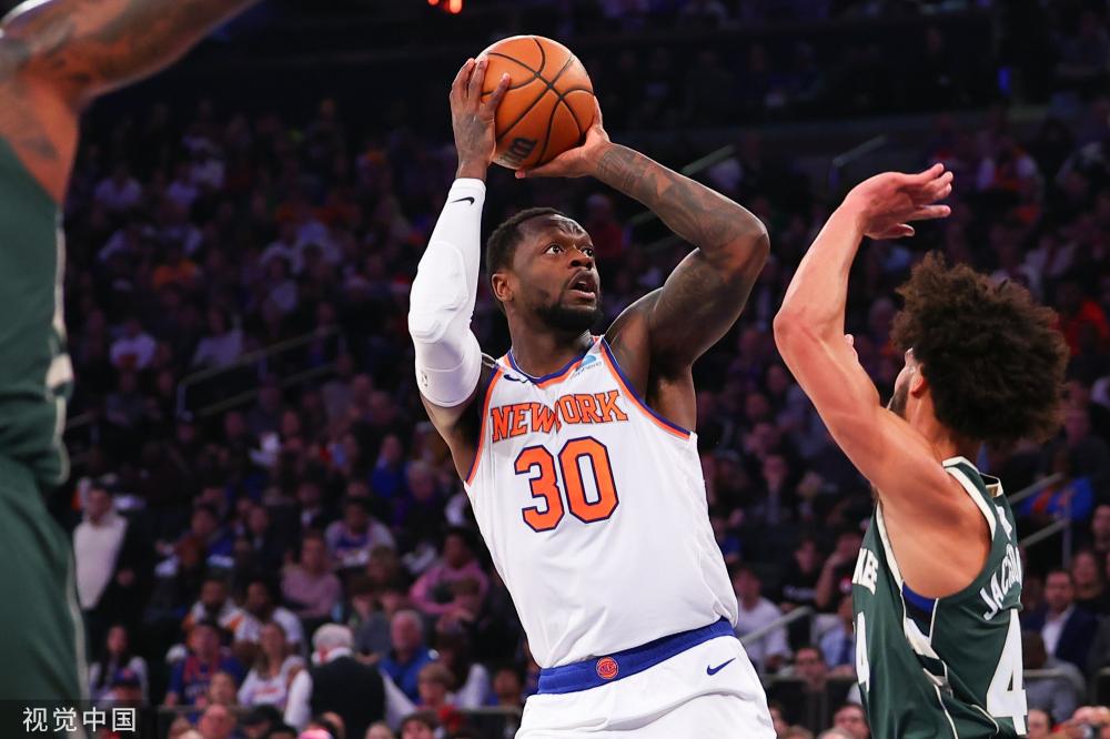 球迷们热切 球迷们热切