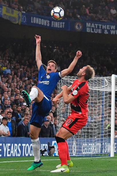 媒体中产生 媒体中产生