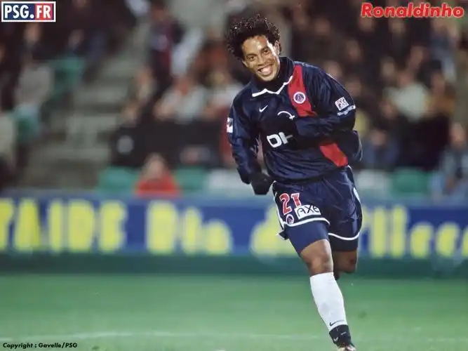 地的乒乓球 地的乒乓球